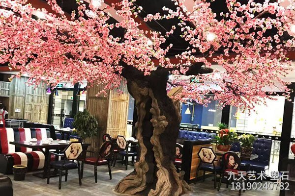 室內(nèi)人造水泥花樹，因水泥仿真樹樣式、工藝、尺寸差異巨大，具體價格請電詢